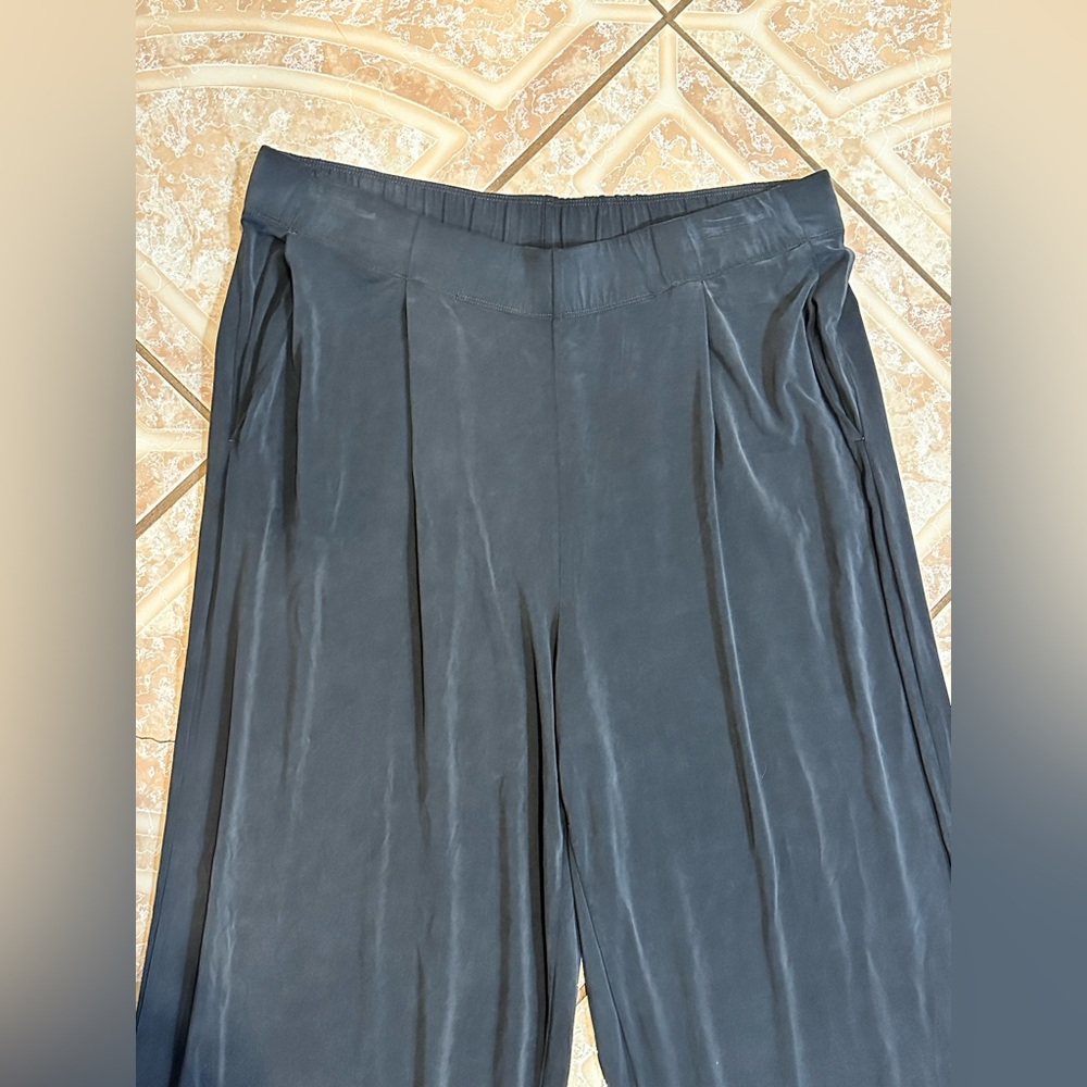 Eileen Fisher Cupro Knit Wide-Leg Pleated Pants - Picture 5 of 14
